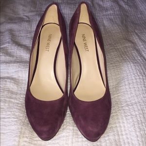 Purple suede pumps, Nine West, 8